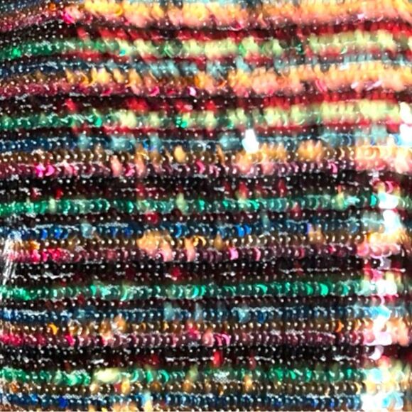 Forever 21 gorgeous sequined crop top! New - Picture 8 of 10